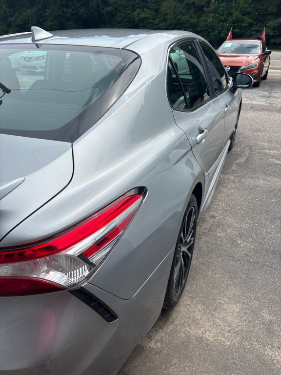 2020 Toyota Camry Image 4
