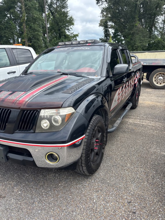 2008 Nissan Frontier Image 2