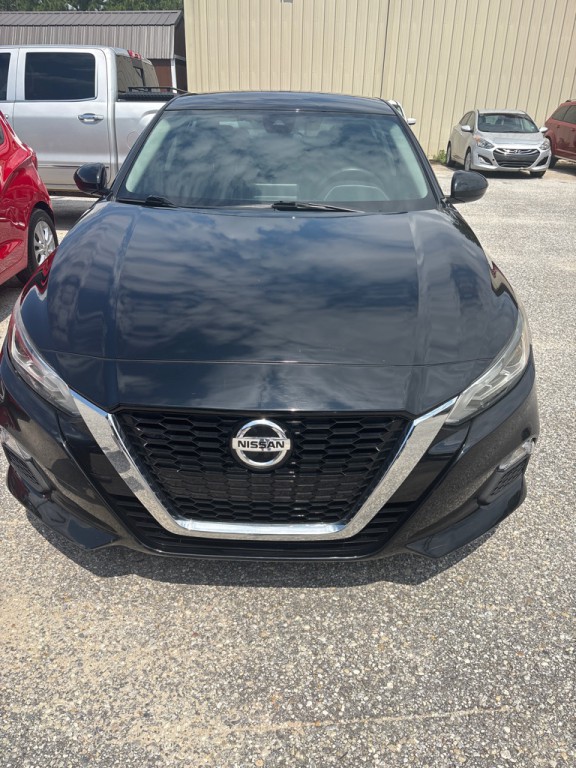 2022 Nissan Altima Image 1