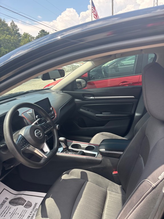 2022 Nissan Altima Image 3