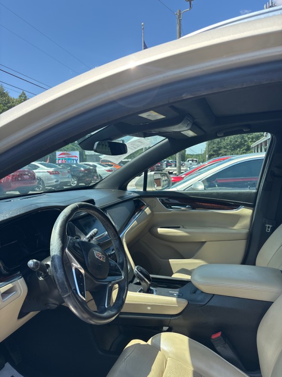 2017 Cadillac XT5 Image 3