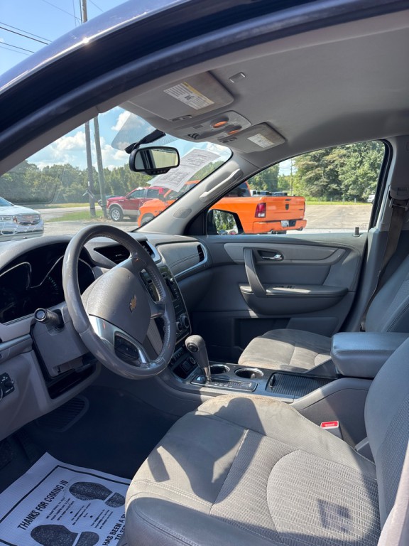 2017 Chevrolet Traverse Image 3