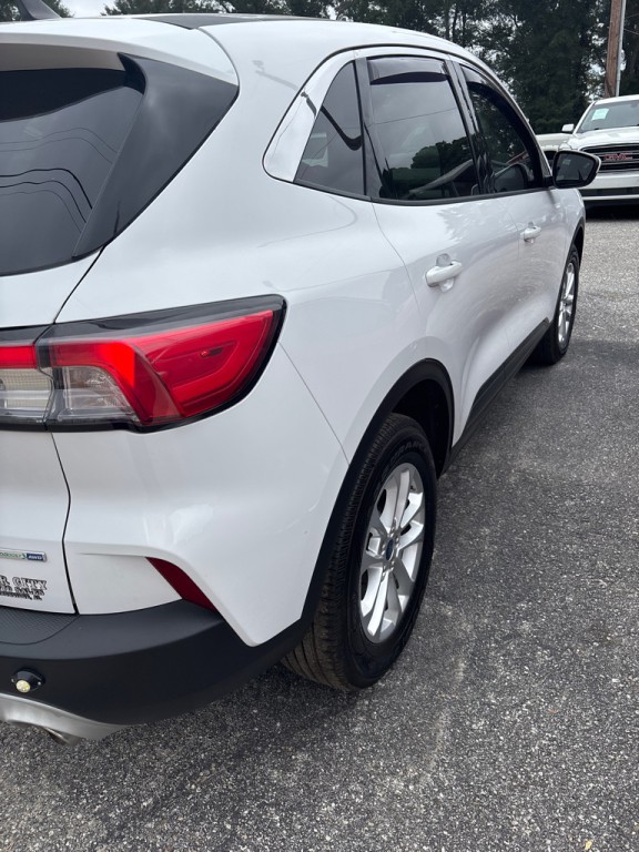 2020 Ford Escape Image 4