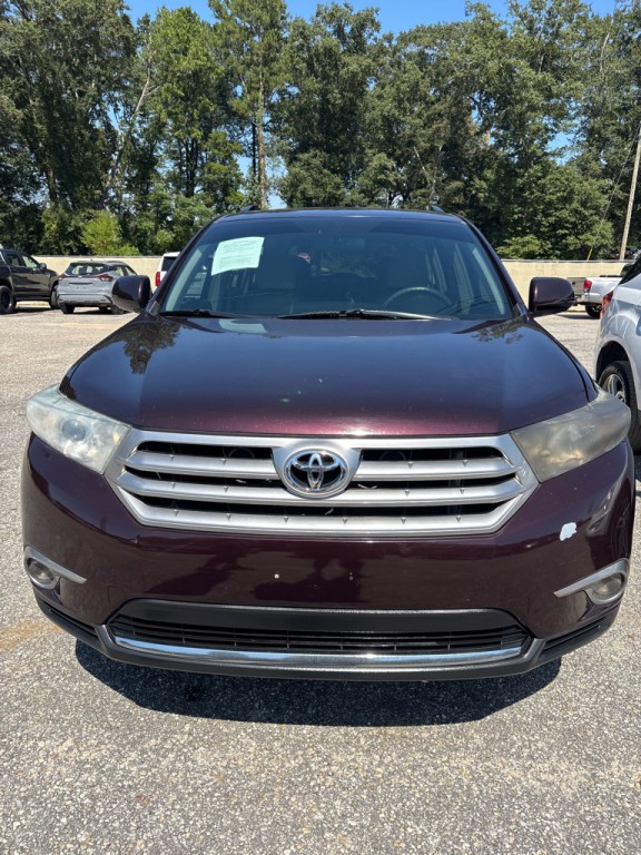 2013 Toyota Highlander Image 2