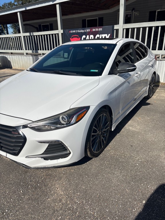 2018 Hyundai Elantra Image 2