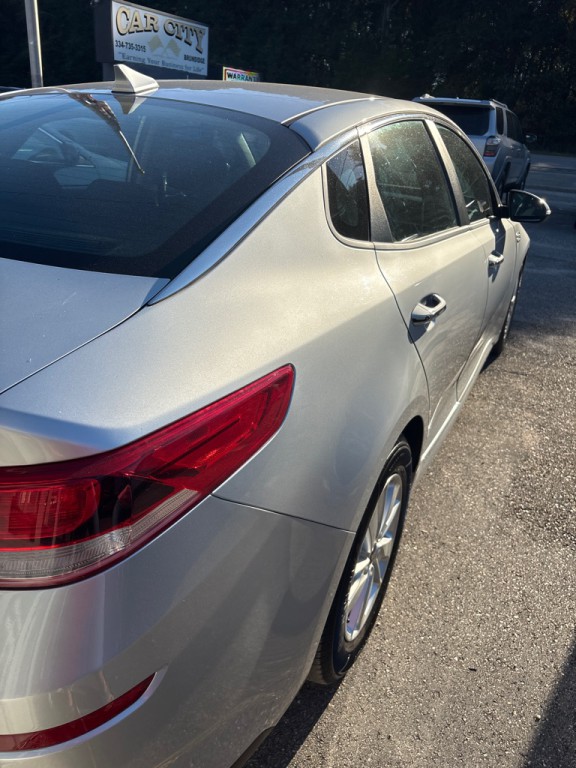 2019 Kia Optima Image 4