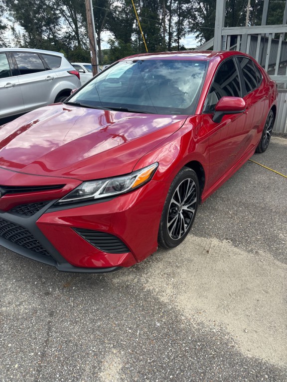 2020 Toyota Camry Image 2
