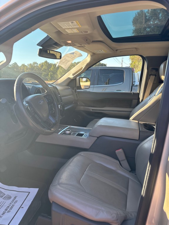 2018 Ford Expedition Image 1
