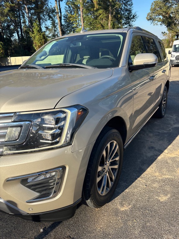2018 Ford Expedition Image 2