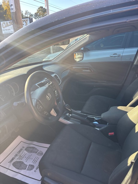 2017 Honda Accord Image 3