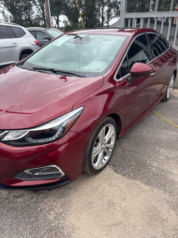 2016 Chevrolet Cruze Image 2