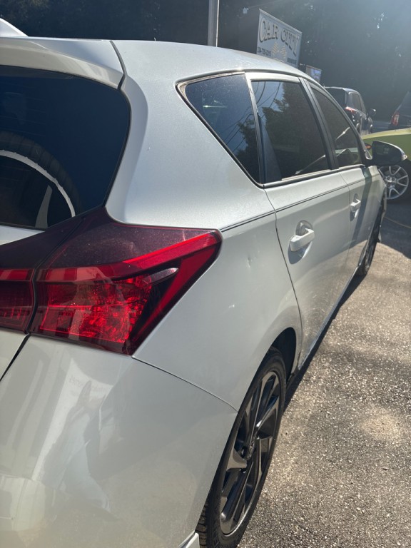 2017 Toyota Corolla Image 4