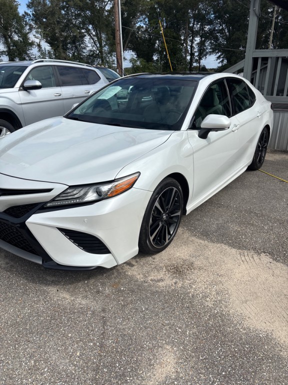 2018 Toyota Camry Image 2
