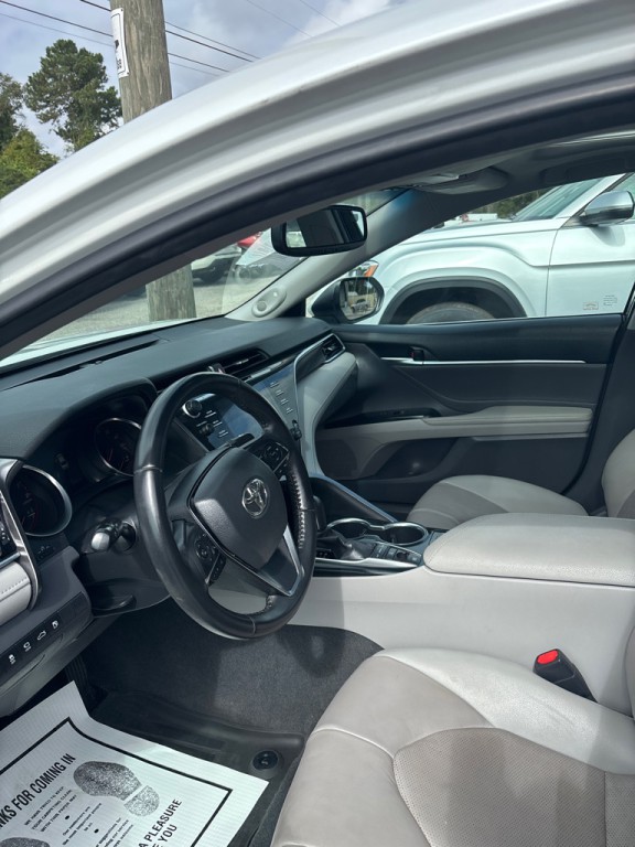 2018 Toyota Camry Image 3
