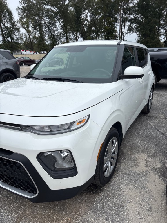 2021 Kia Soul Image 2