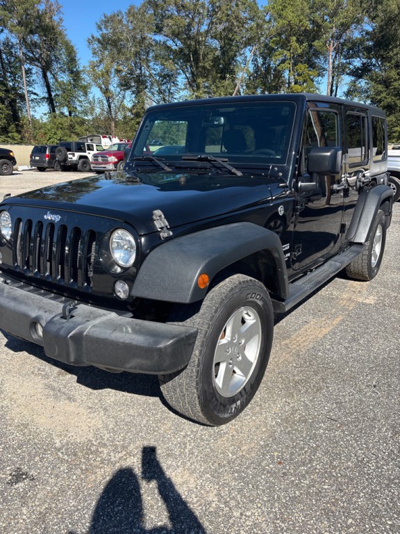 2016 Jeep Wrangler Unlimited Image 2