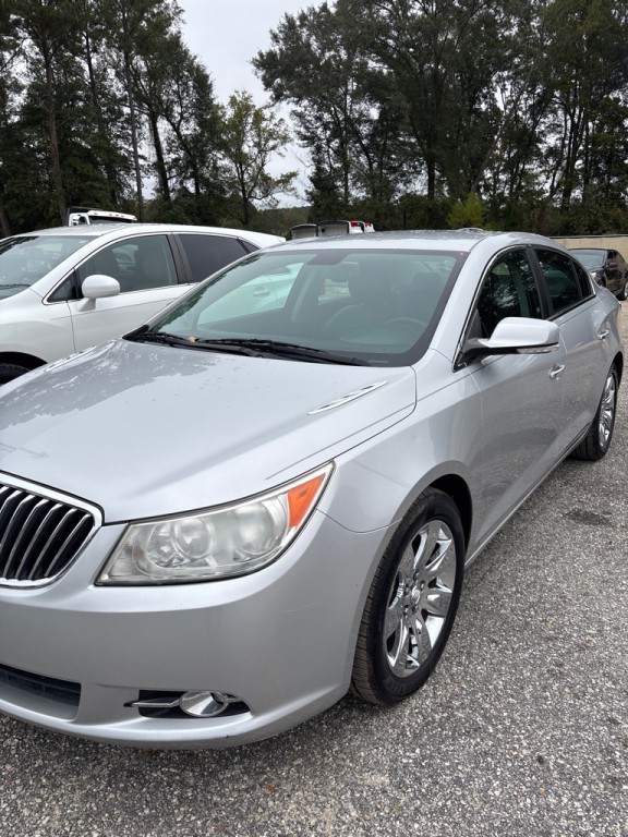 2013 Buick Lacrosse Image 2