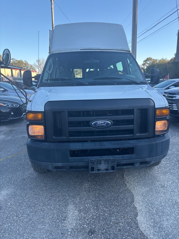 2008 Ford Econoline Image 3