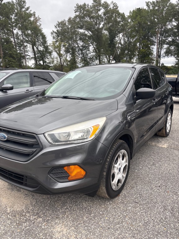 2017 Ford Escape Image 2