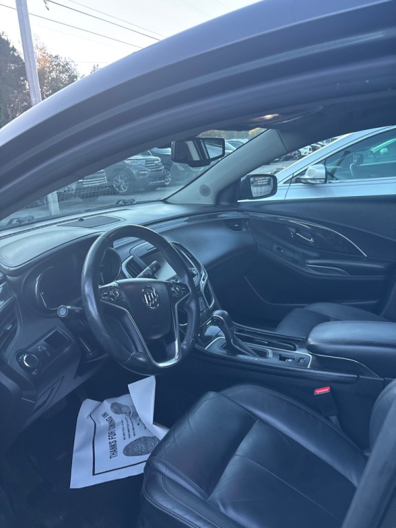 2016 Buick Lacrosse Image 3