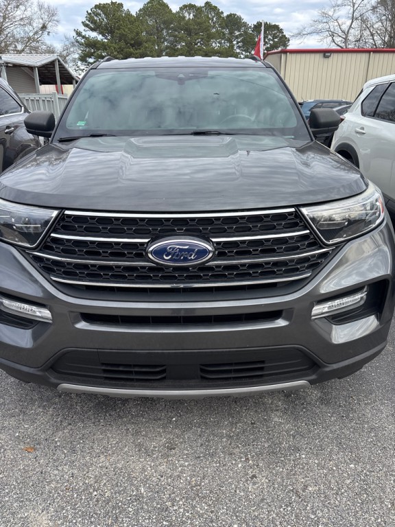 2020 Ford Explorer Image 1