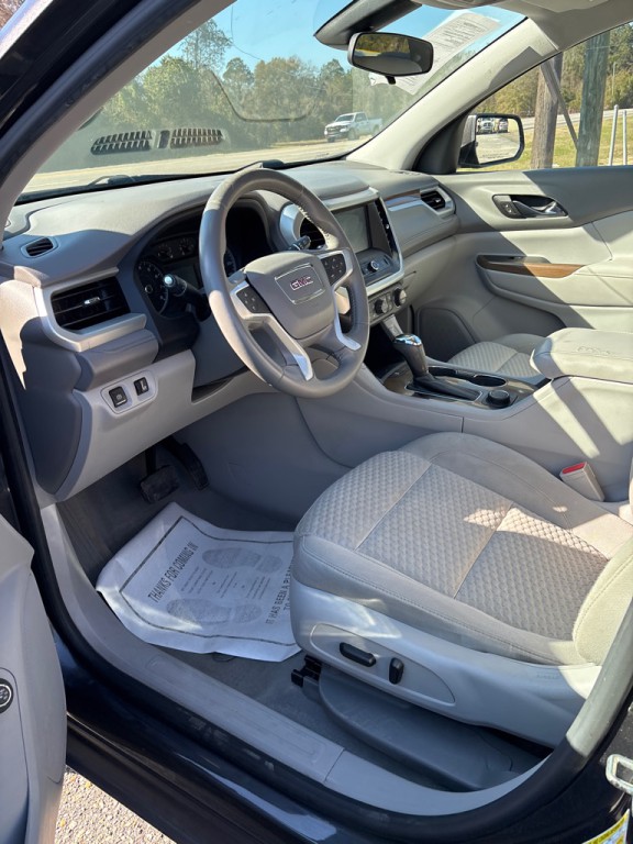 2017 GMC Acadia Image 3