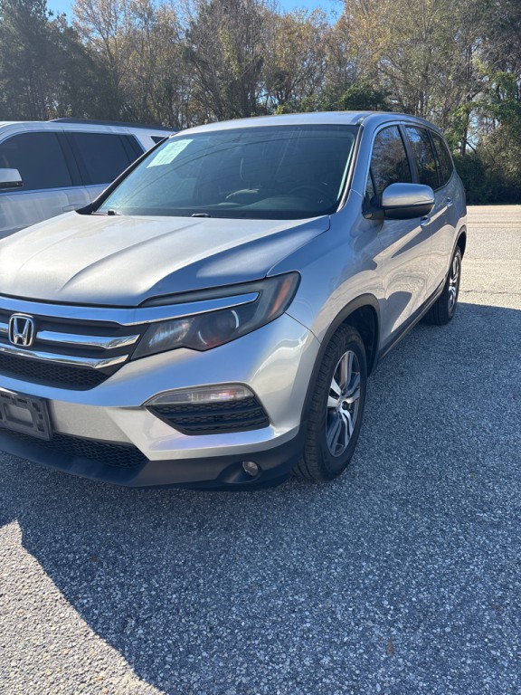 2017 Honda Pilot Image 2