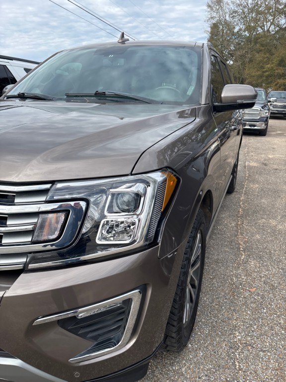 2018 Ford Expedition Image 2