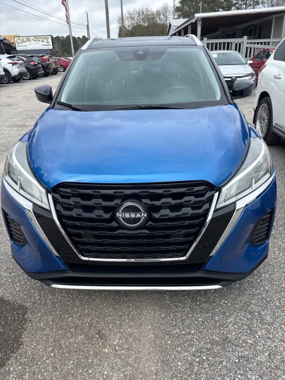 2022 Nissan Kicks Image 1