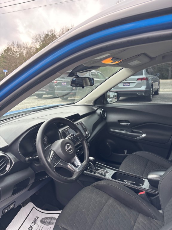 2022 Nissan Kicks Image 3