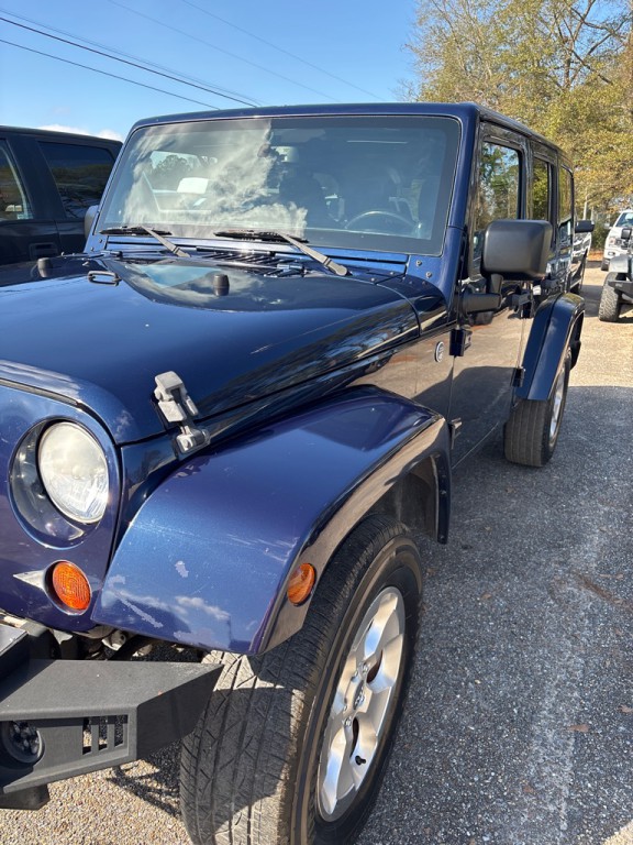 2013 Jeep Wrangler Unlimited Image 1