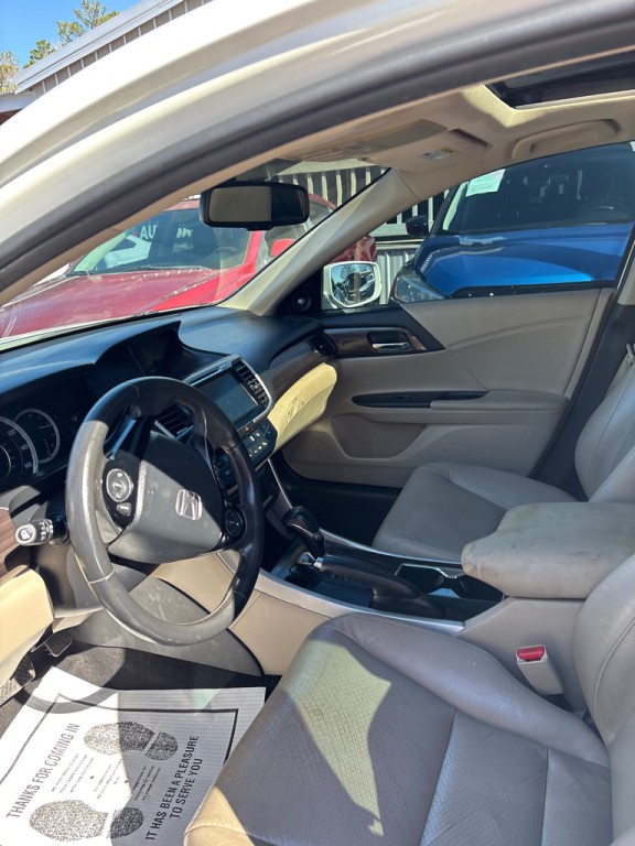 2017 Honda Accord Image 3