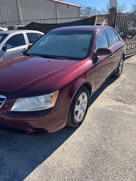 2009 Hyundai Sonata Image 2