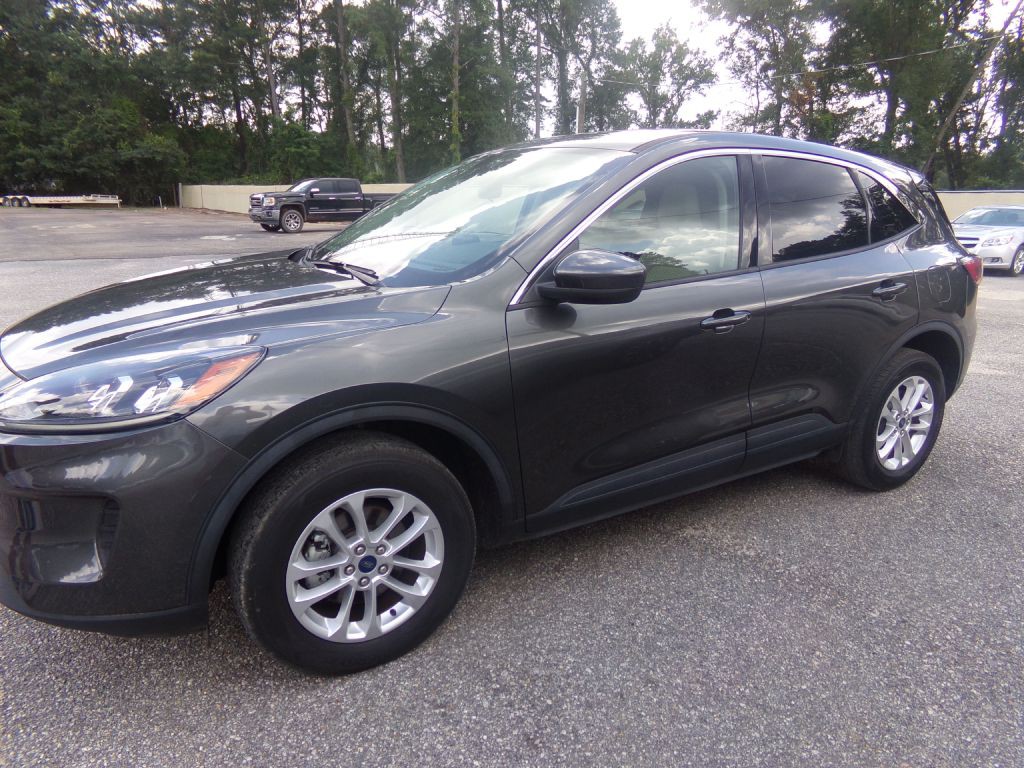 2020 Ford Escape Image 3