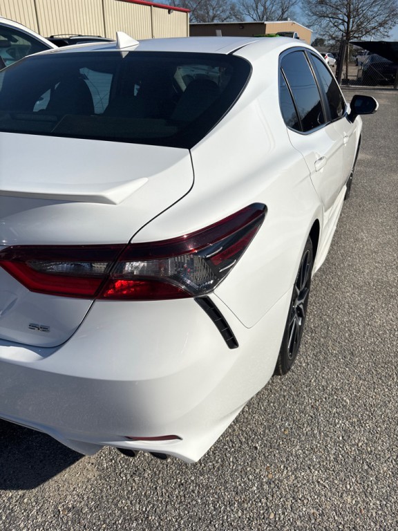 2022 Toyota Camry Image 4