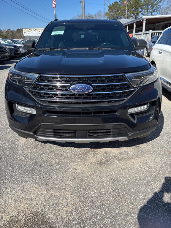 2020 Ford Explorer Image 1