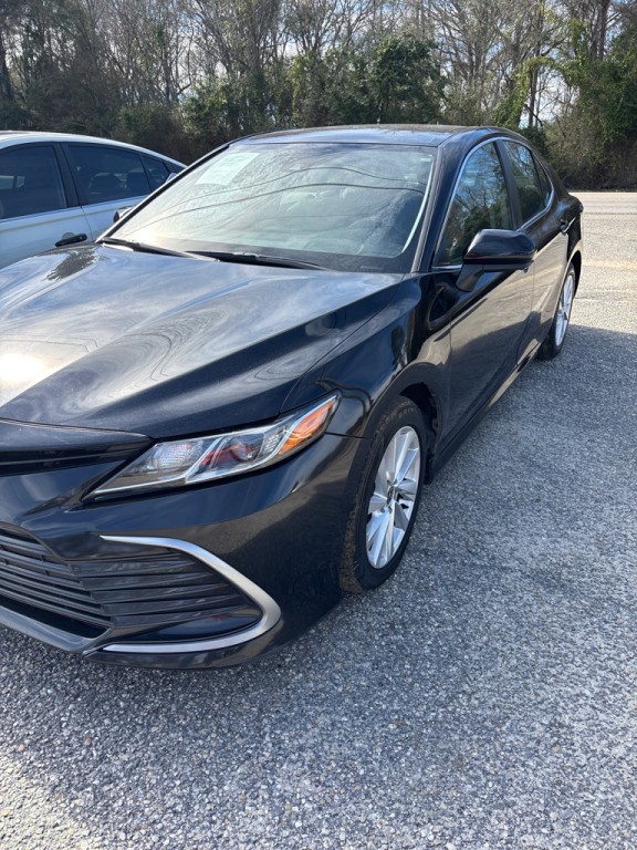 2021 Toyota Camry Image 2