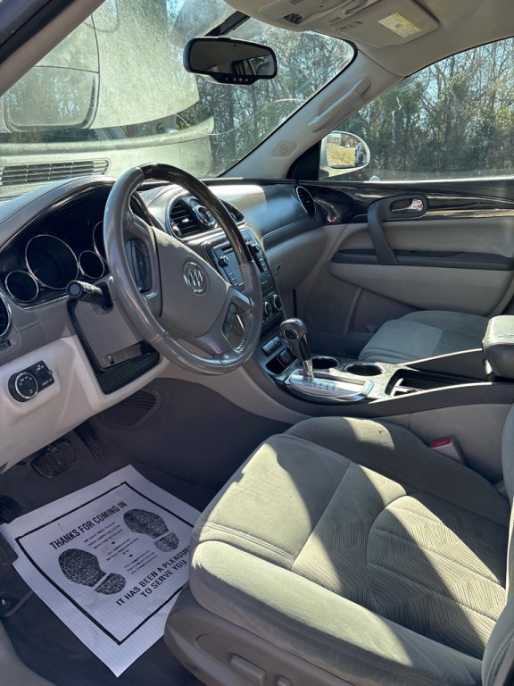 2017 Buick Enclave Image 3