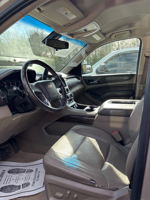2017 Chevrolet Tahoe Image 3