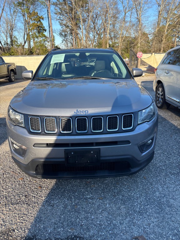 2018 Jeep Compass Image 1