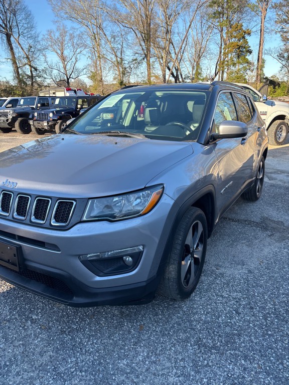 2018 Jeep Compass Image 2