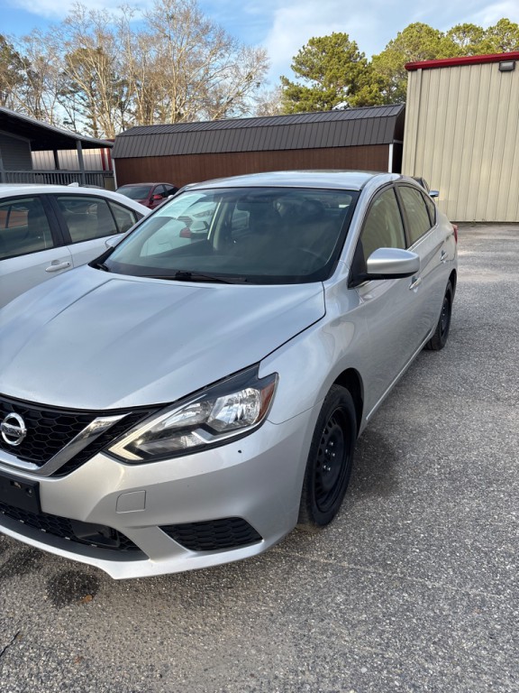 2019 Nissan Sentra Image 2