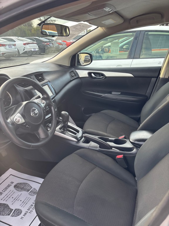 2019 Nissan Sentra Image 3