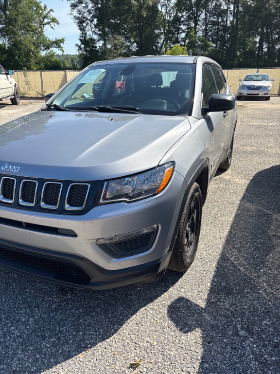2021 Jeep Compass Image 2