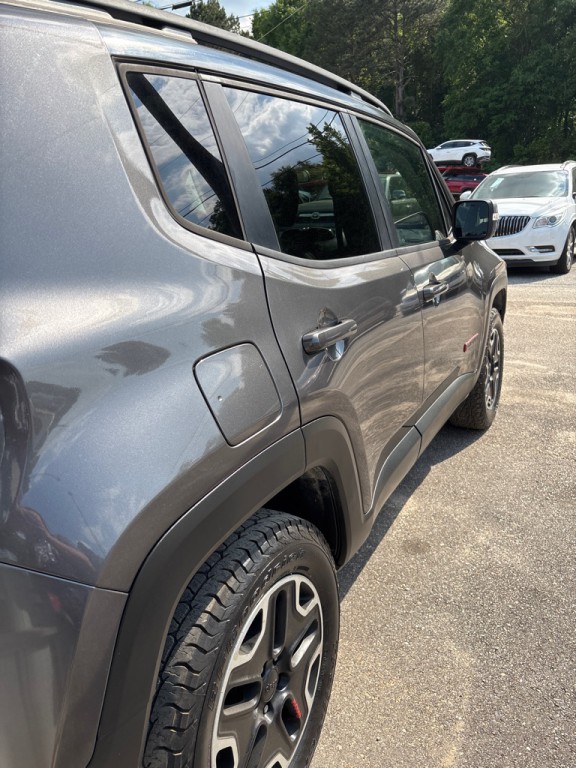 2016 Jeep Renegade Image 4