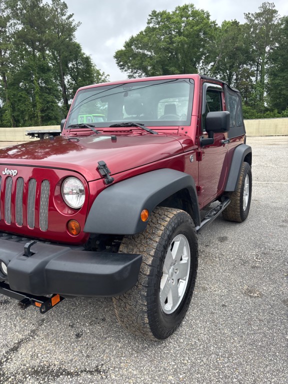 2011 Jeep Wrangler Image 2