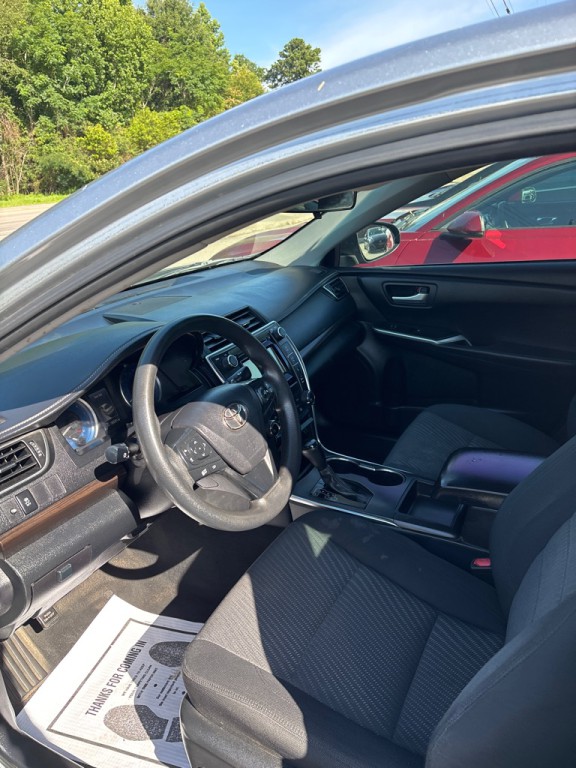2015 Toyota Camry Image 3