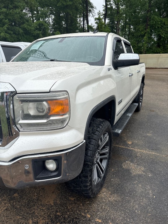 2014 GMC Sierra Image 2