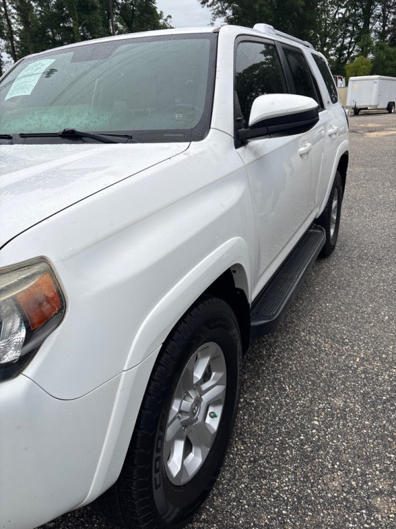 2015 Toyota 4Runner Image 2