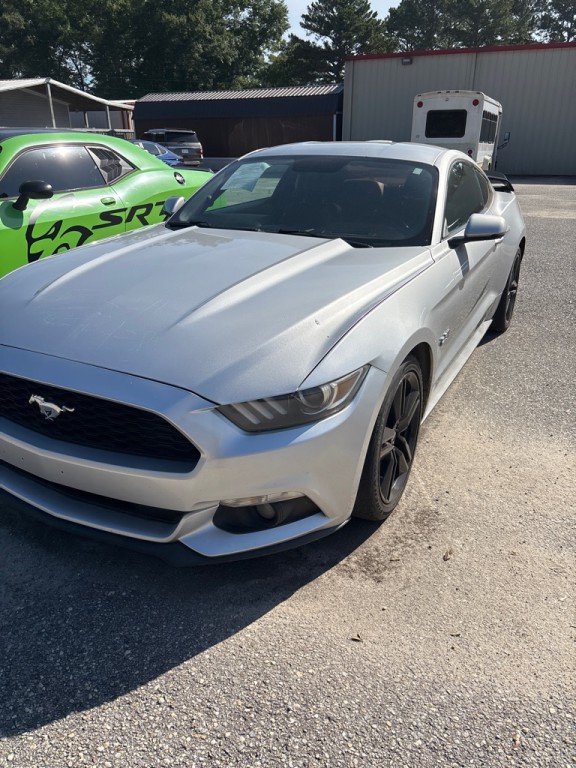 2016 Ford Mustang Image 2